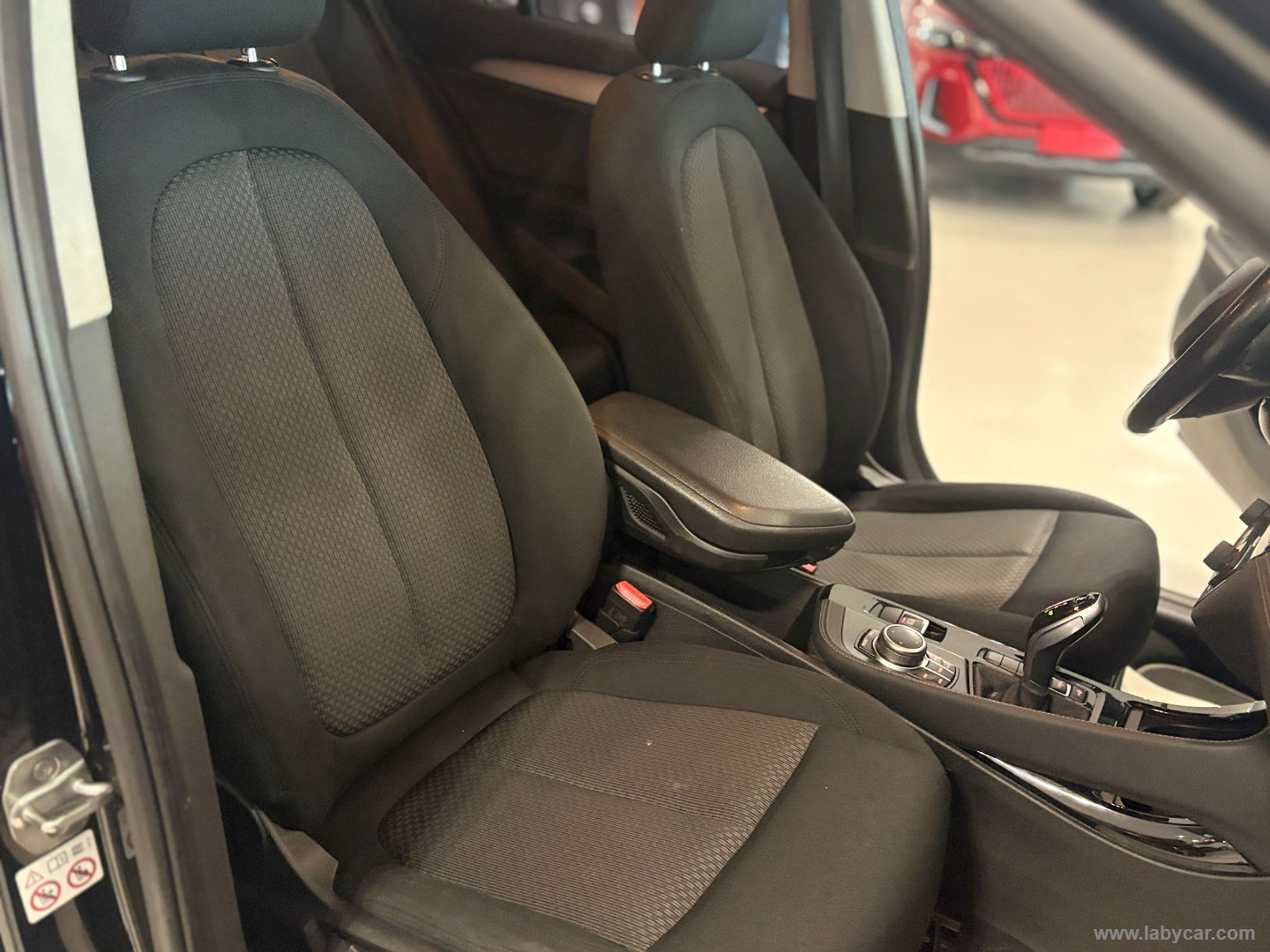 X2 sDrive18d - immagine 19