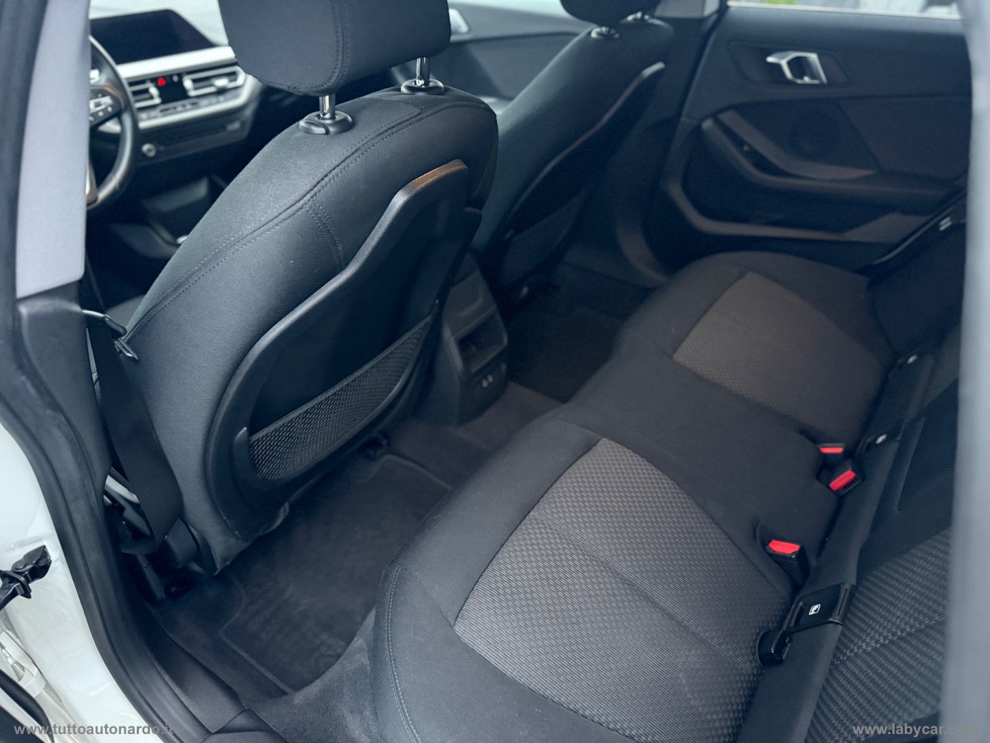 216d Gran Coupé Colorvision Edition aut. - immagine 19
