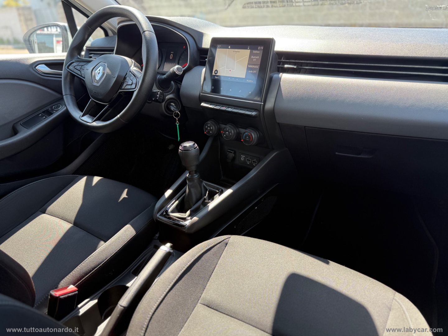 Clio Blue dCi 8V 85 CV 5p. Business - immagine 19