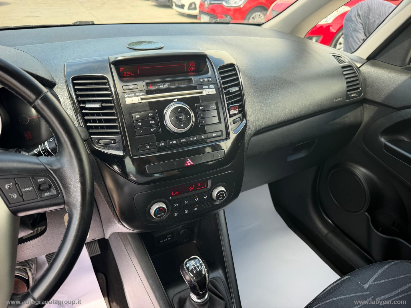 Venga 1.4 CRDi 90 CV Cool STUPENDA SOLI 130.000KM! - immagine 19