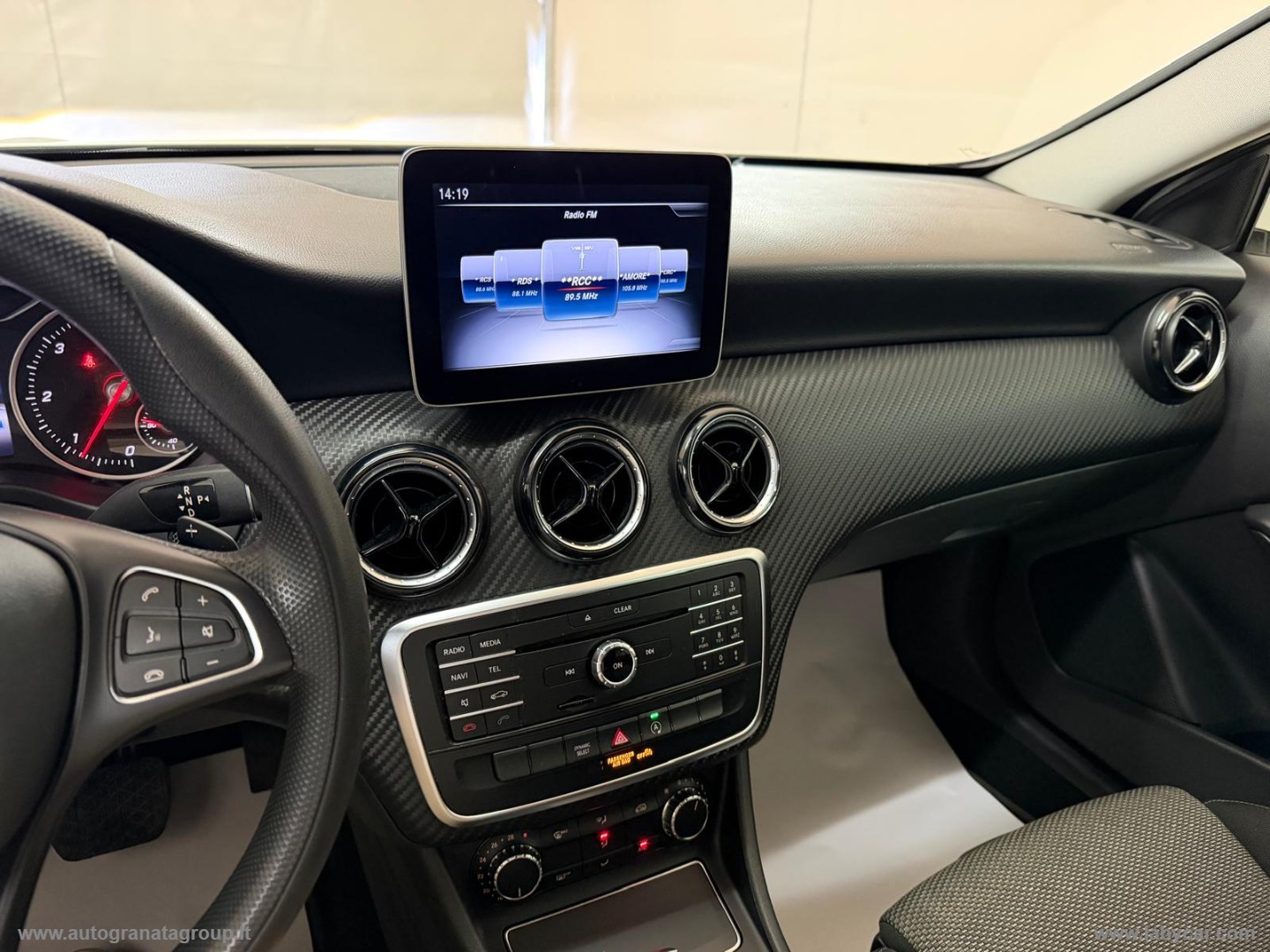 GLA 200 d Automatic Sport PARI NUOVA SENZA UN DIFETTO! - immagine 19
