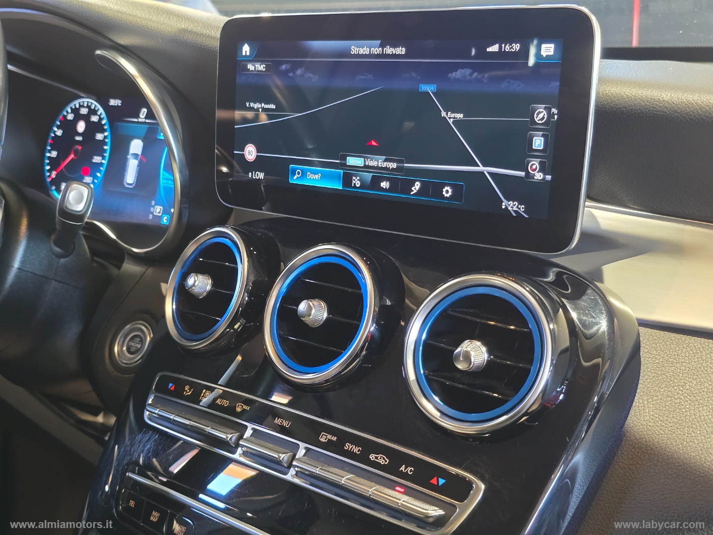 GLC 300 d 4Matic Premium Plus - immagine 19