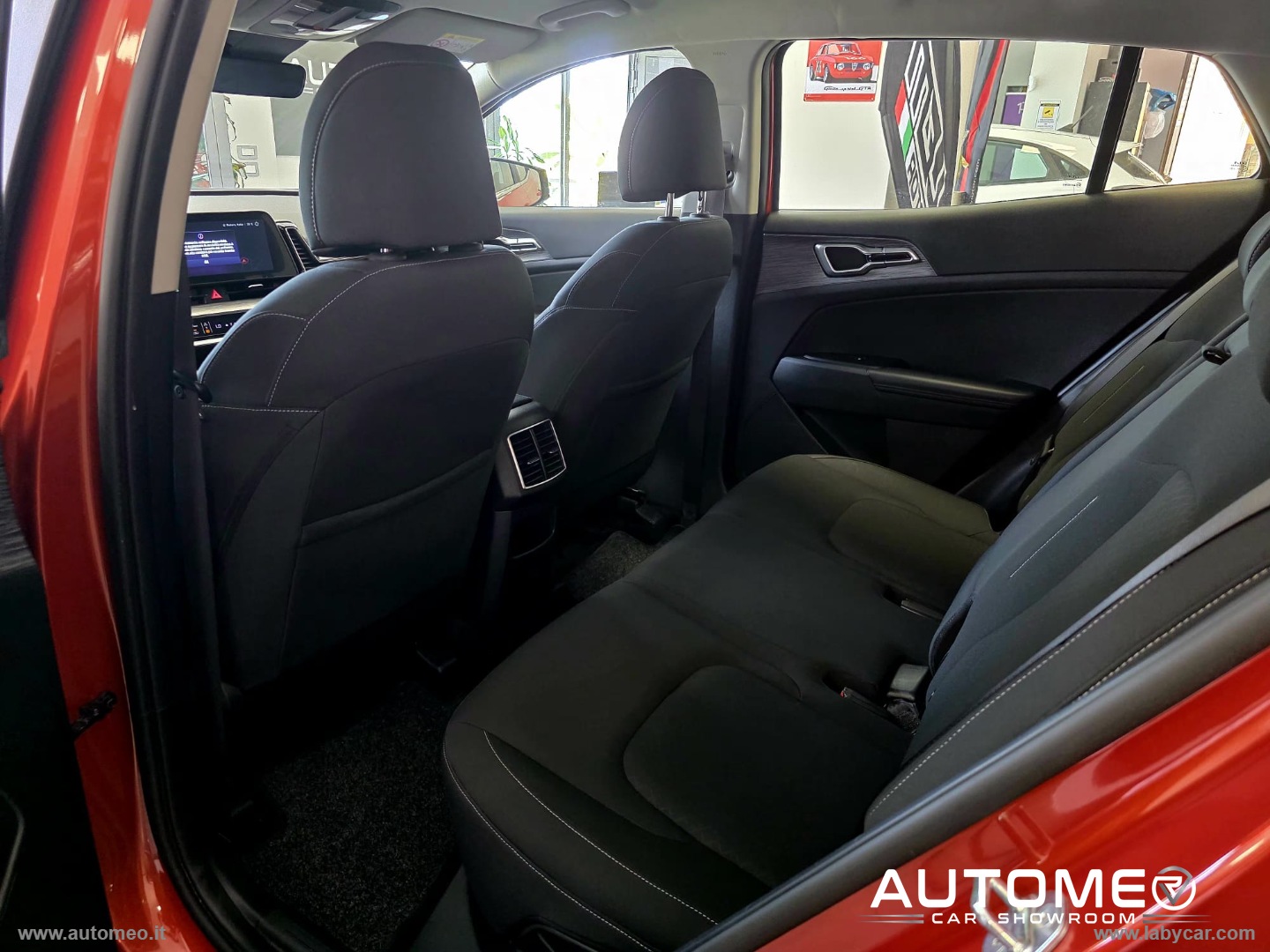 Sportage 1.6 CRDi MHEV DCT Business - immagine 19