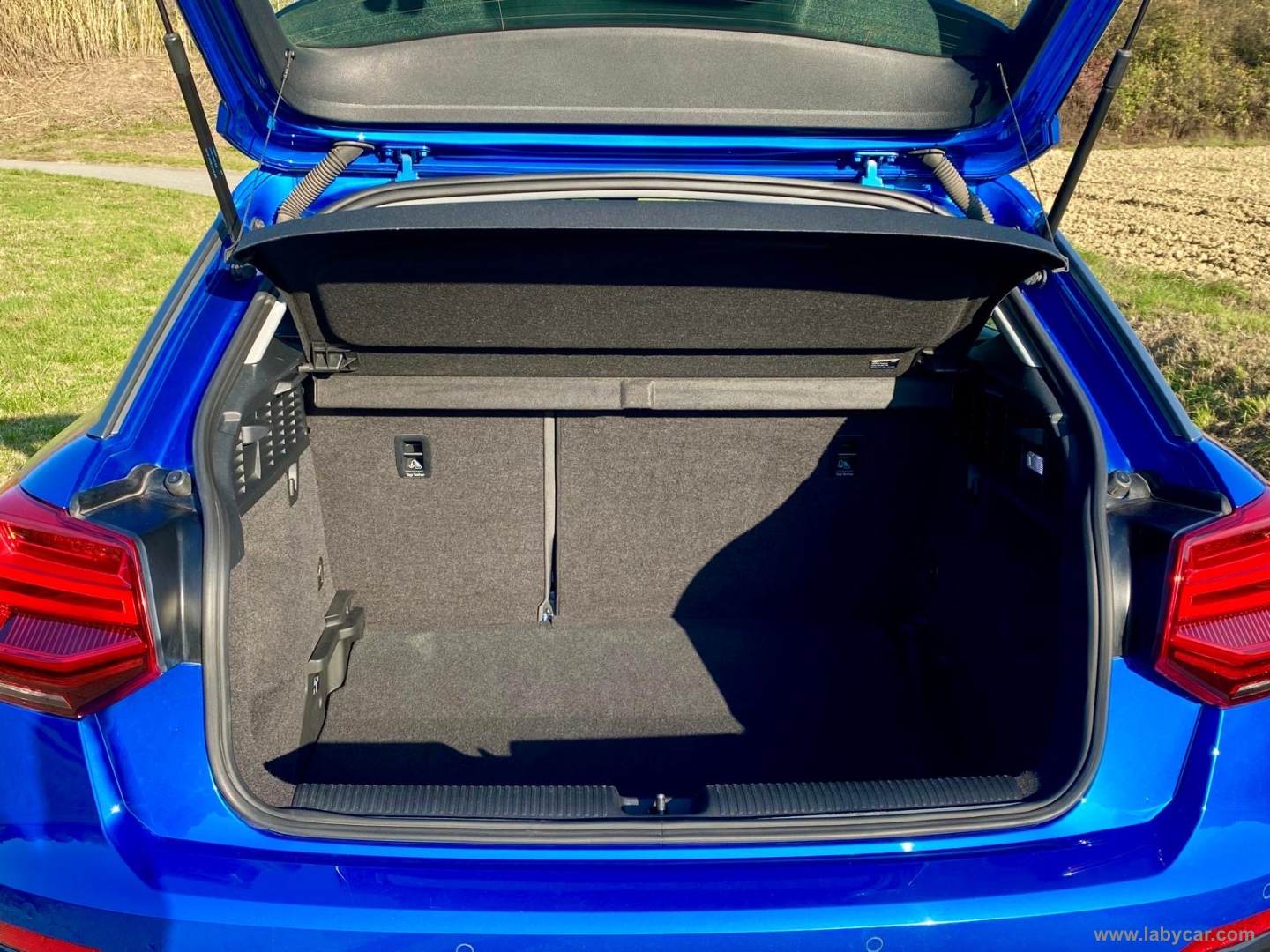 Q2 30 TDI S tronic Business Design - immagine 19