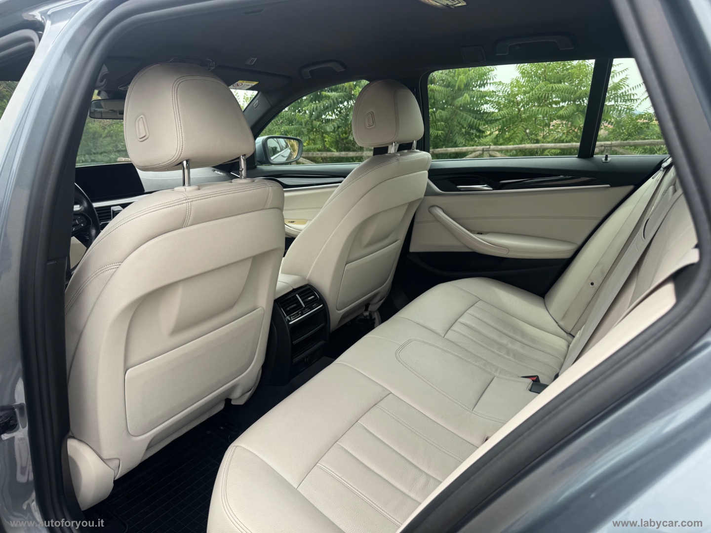 520d xDrive Touring Luxury - immagine 19