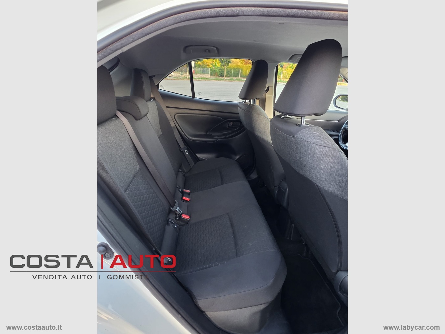 Yaris Cross 1.5 Hybrid 5p. E-CVT Act.Eco - immagine 19