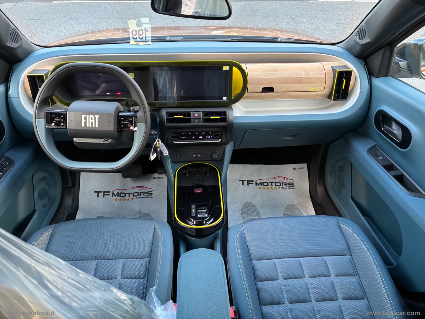 Grande Panda 1.2 S&S Hybrid La Prima - immagine 19