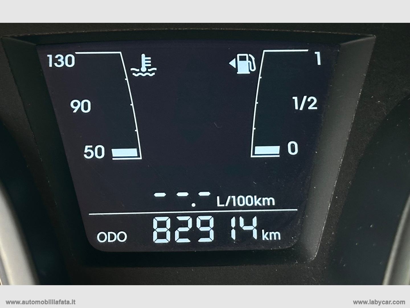 ix20 1.4 CRDI 90 CV Comfort DIESEL CON 83.000 KM - immagine 19