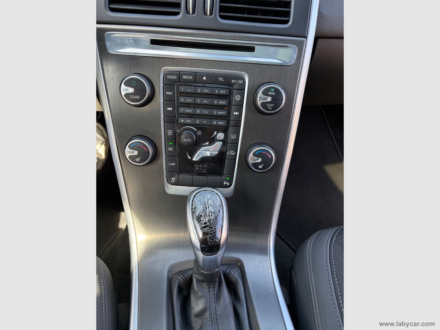 XC60 D3 Geartronic Momentum - immagine 20