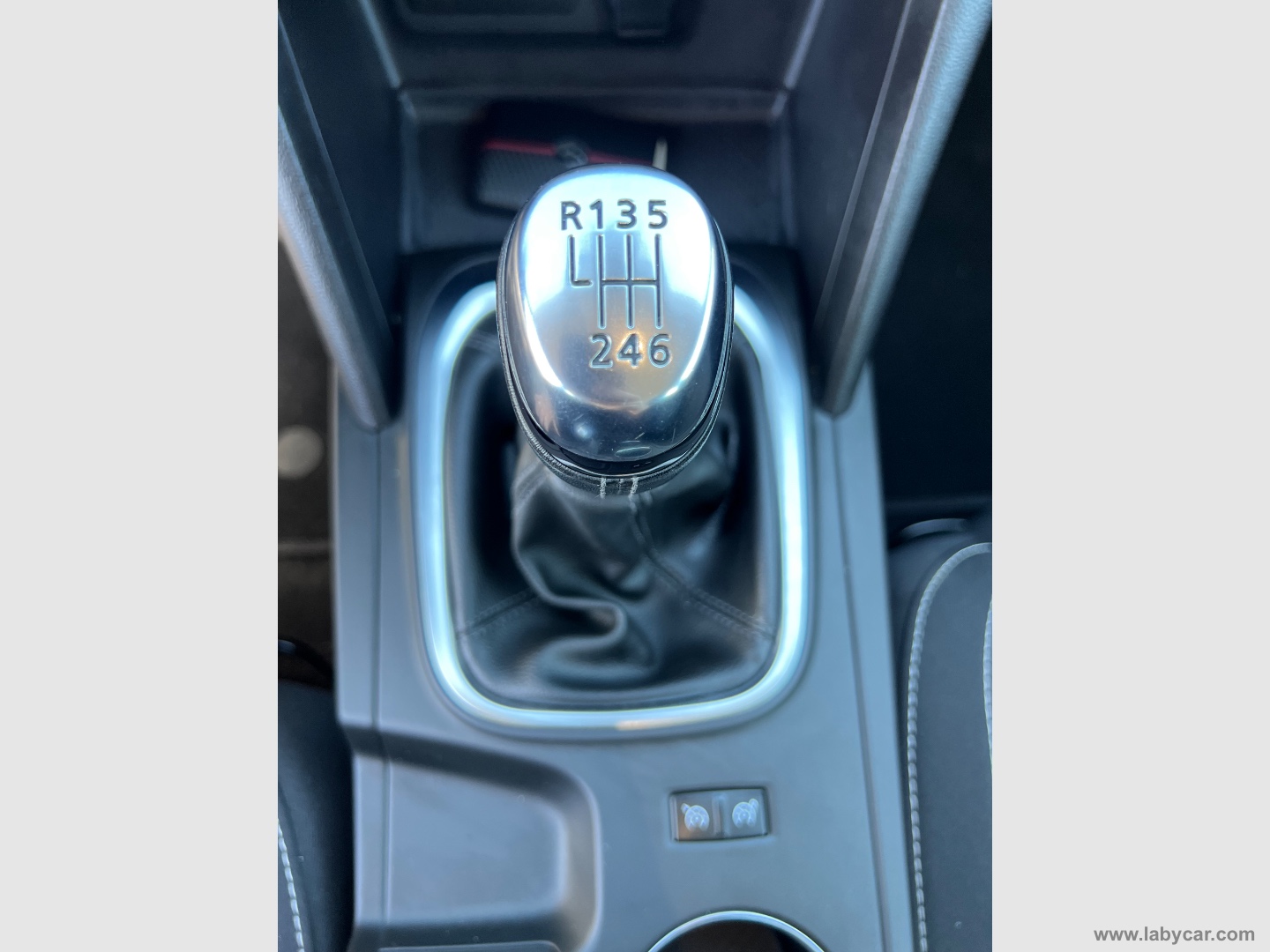 Mégane Blue dCi 115 CV Duel - immagine 20