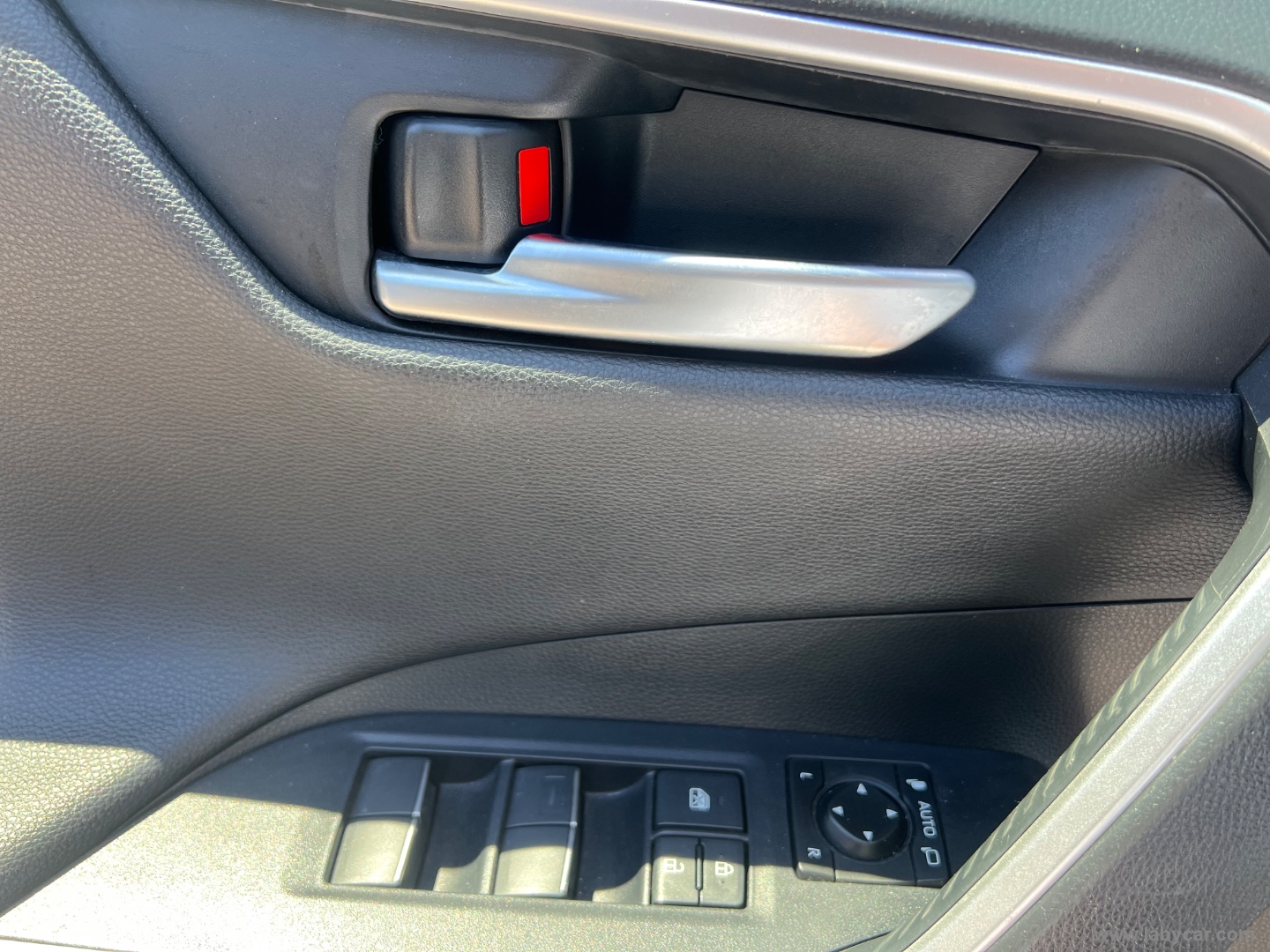 RAV4 2.5 HV - immagine 20
