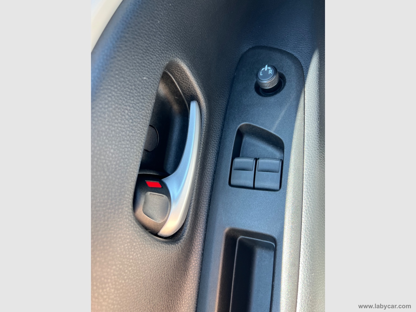 Aygo X 1.0 VVT-i 72 CV 5p. Trend S-CVT - immagine 20