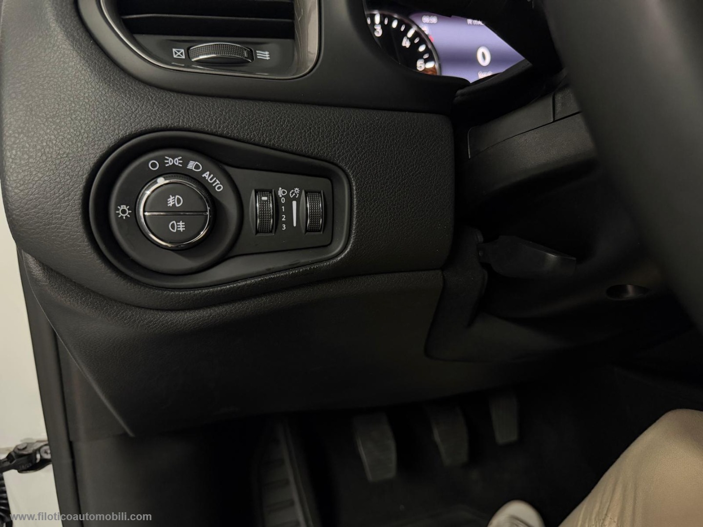 Renegade 1.6 Mjt 130CV Limited SUPER PREZZO | USATO GARANTITO - immagine 20