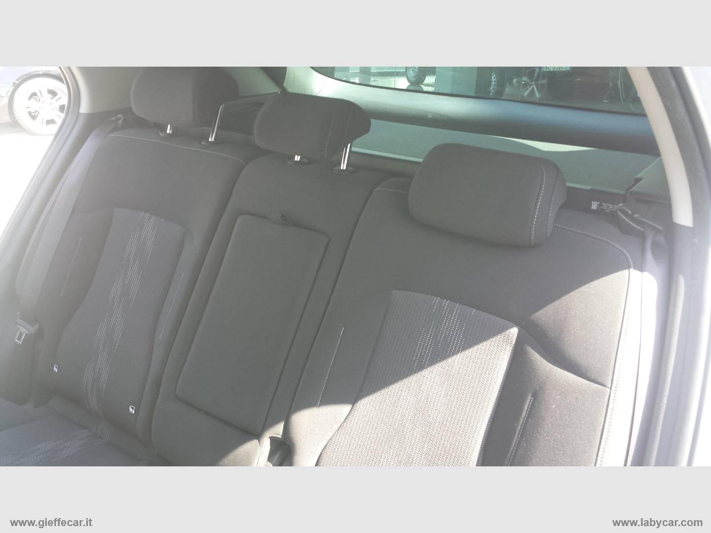 Sportage 1.6 CRDi MHEV DCT Style - immagine 20