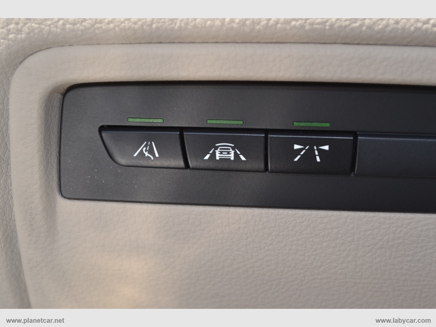 320d xDrive Touring Sport - immagine 20