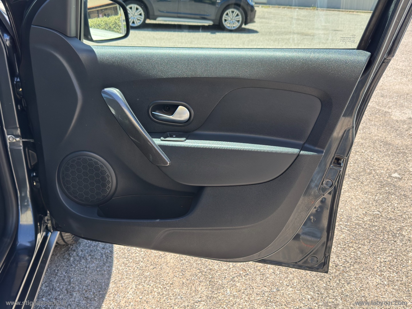 Sandero Stepway 0.9 TCe 90CV Comfort - immagine 20