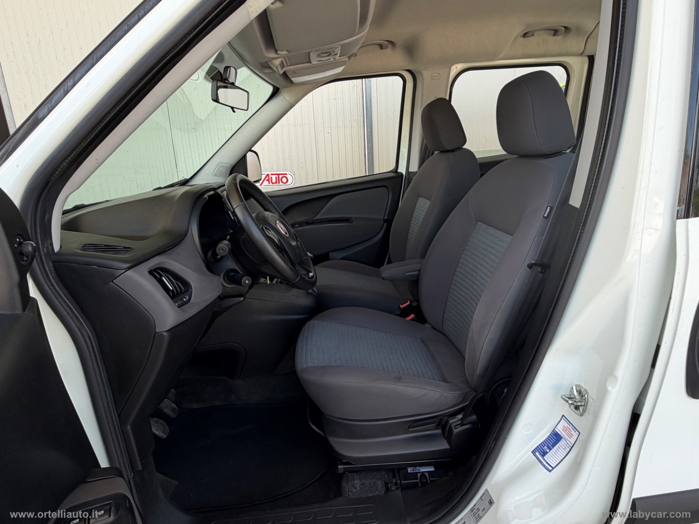 Doblò 1.6 MJT 95 CV Lounge - immagine 20