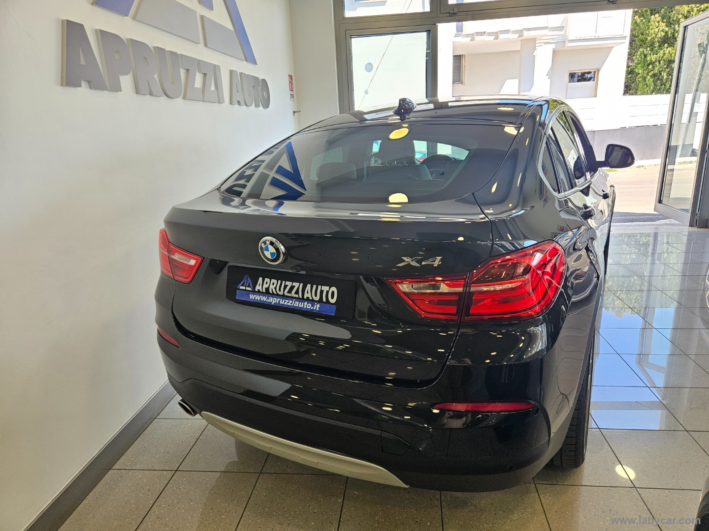 X4 xDrive20d xLine - immagine 20