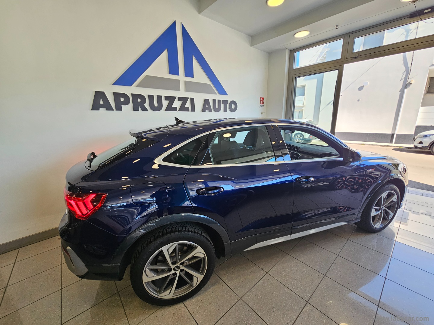 Q3 SPB 40 TDI S tronic quattro S-LINE edition - immagine 20