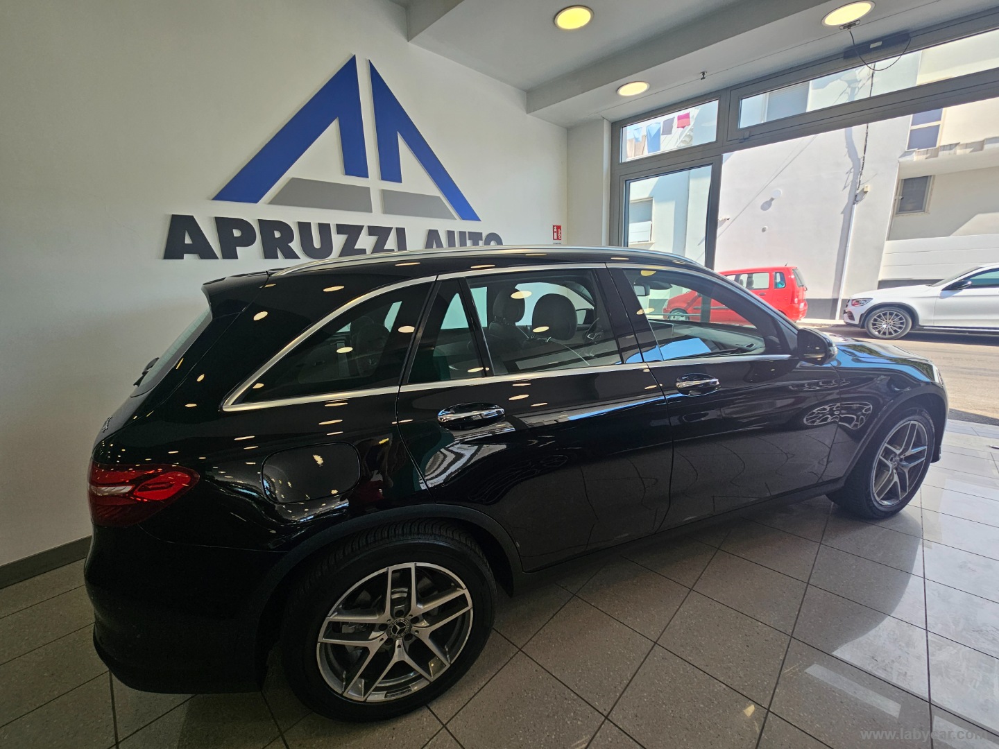 GLC 250 d 4Matic Premium - immagine 20