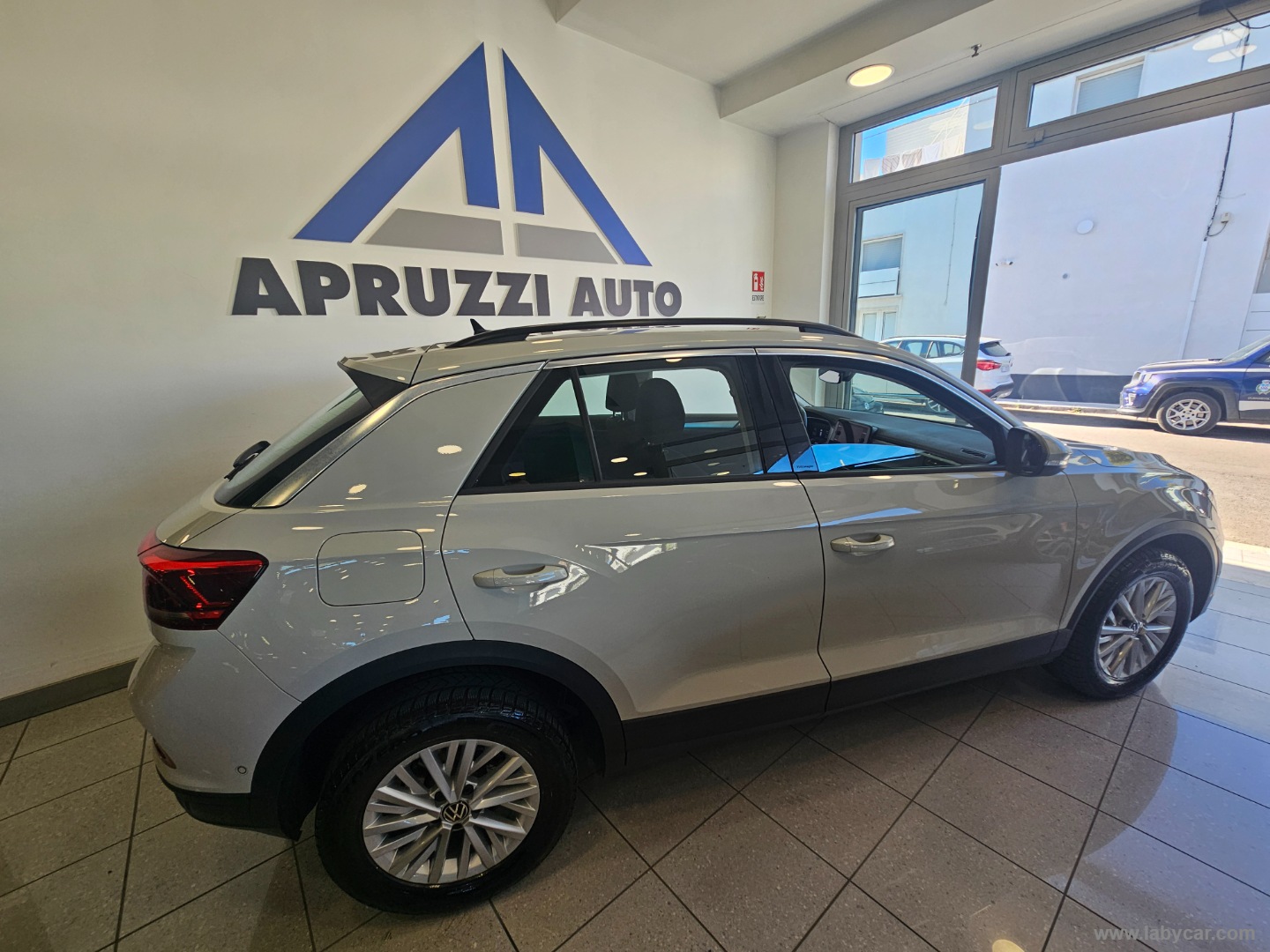T-Roc 2.0 TDI SCR Life - immagine 20