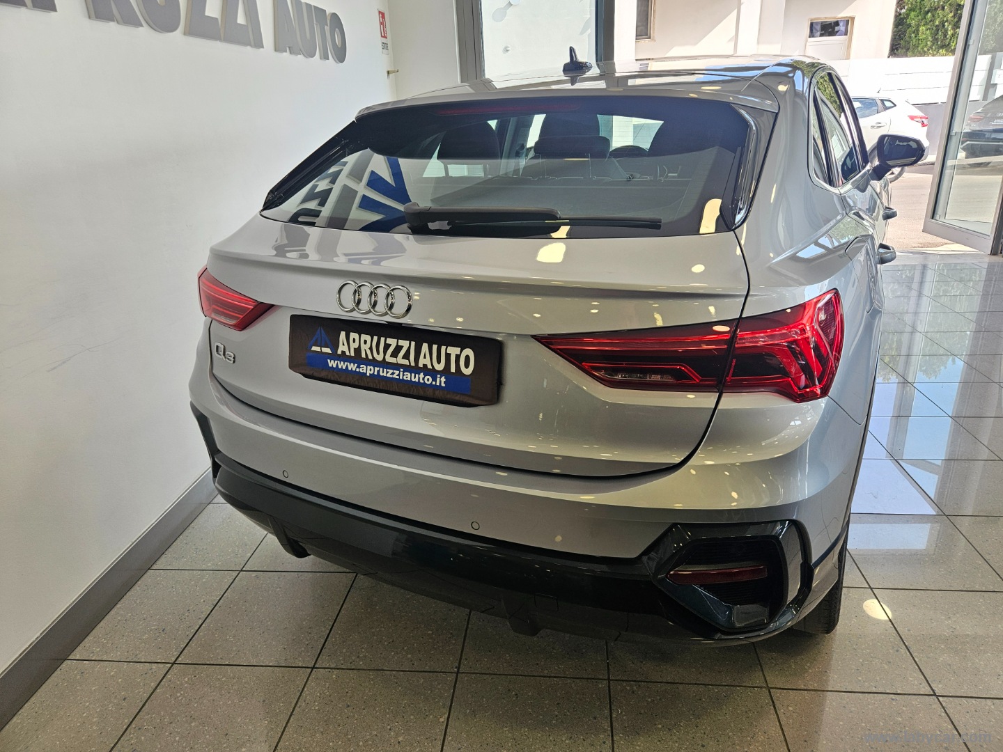 Q3 SPB 35 TDI S tronic BUSINESS - immagine 20