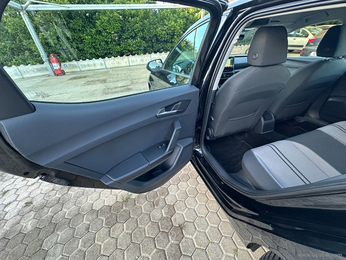 Leon 2.0 TDI 150CV DSG Style - immagine 20