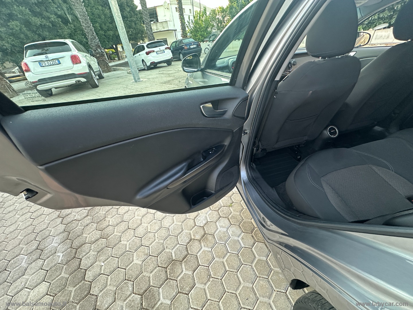 Giulietta 1.6 JTDm-2 105 CV Distinctive - immagine 20