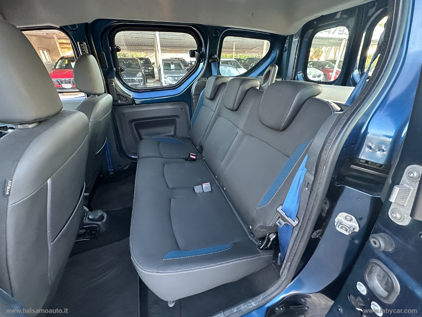 Dokker 1.5 dCi 8V 90 CV Lauréate - immagine 20