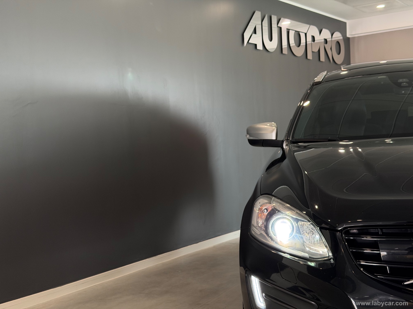 XC60 D4 Geartronic R-design - immagine 20