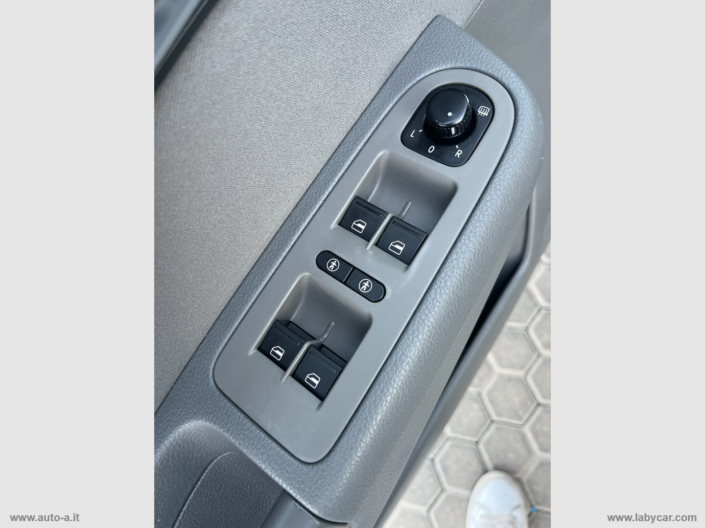 Alhambra 2.0 TDI CR DSG Style - immagine 20