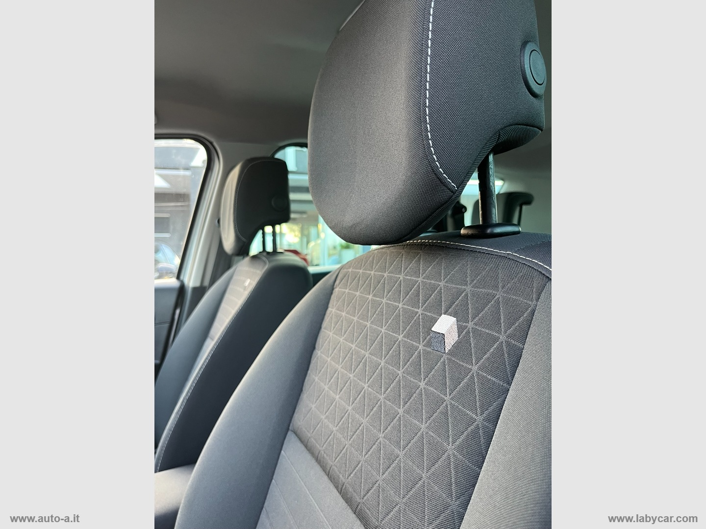 Scénic XMod 1.5 dCi 110 CV EDC Limited - immagine 20