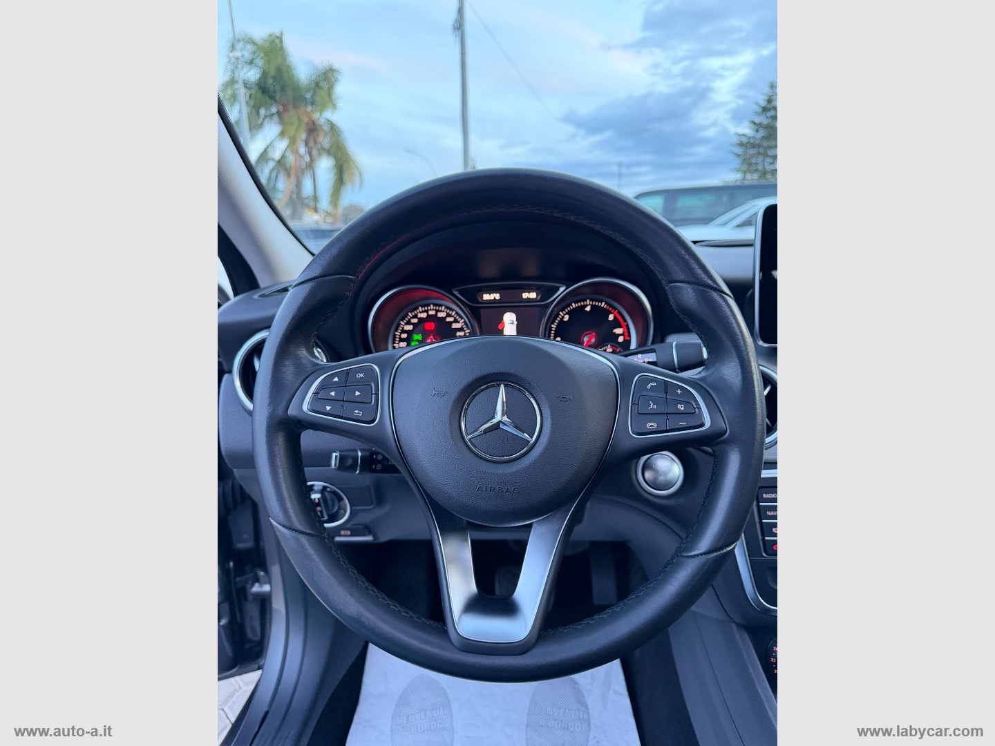 GLA 200 d Automatic Sport - immagine 20