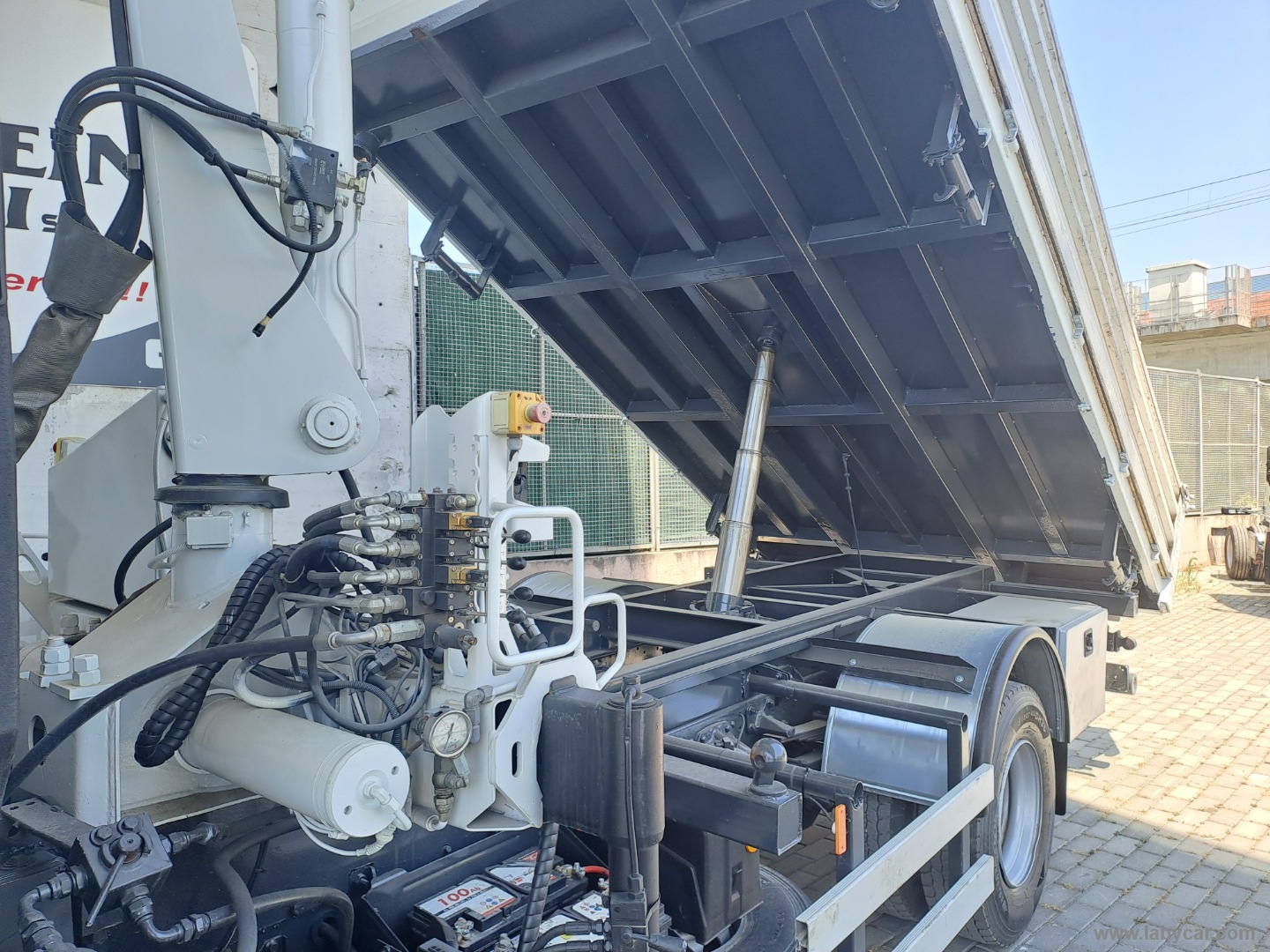 EUROCARGO 100E22 RIB. GRU BONFIGLIOLI M.4217 IVECO Eurocargo 100E22 K Gru radio e Ribaltabile - immagine 20