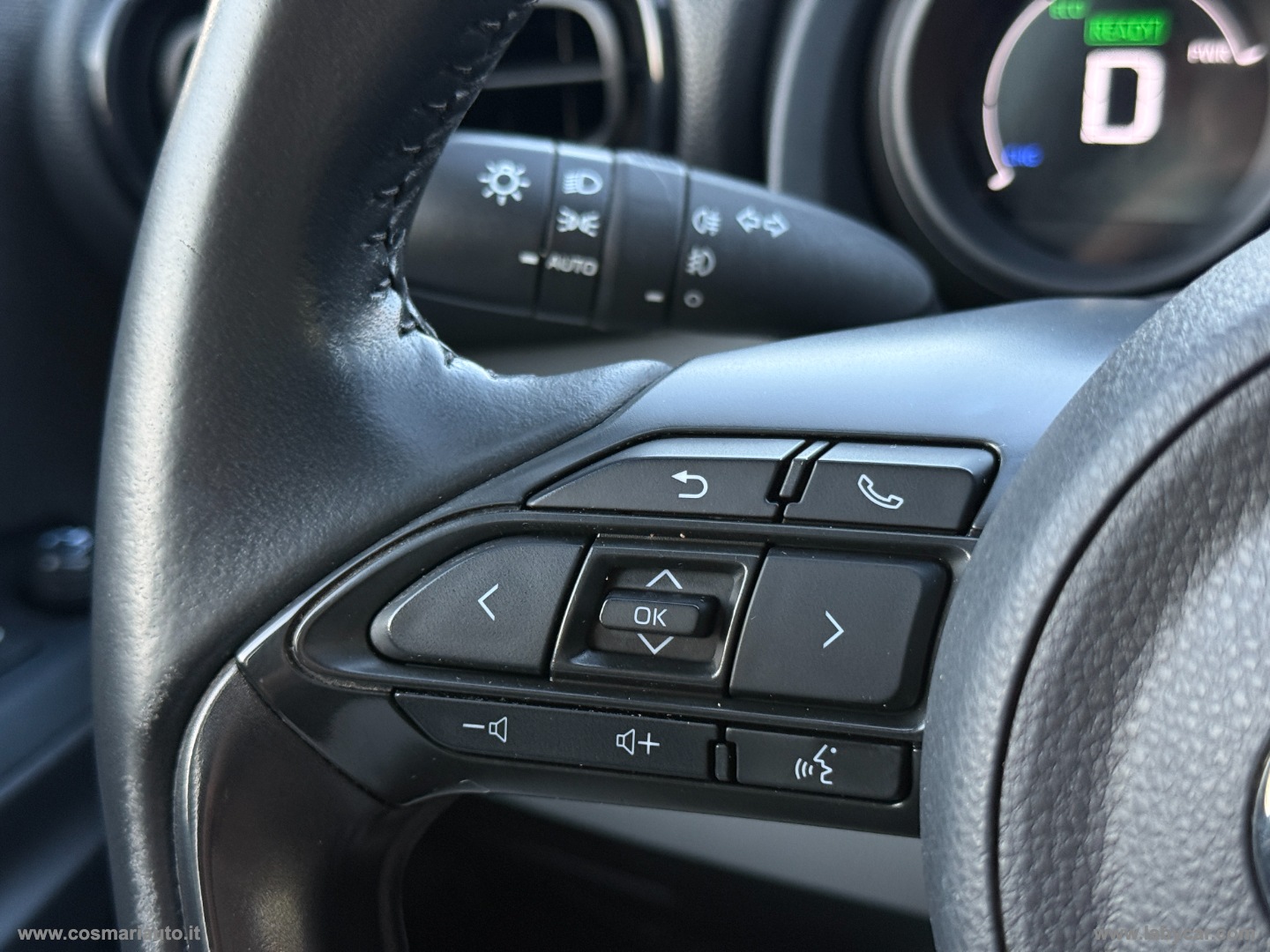 Yaris Cross 1.5 Hybrid 5p. E-CVT Active - immagine 20