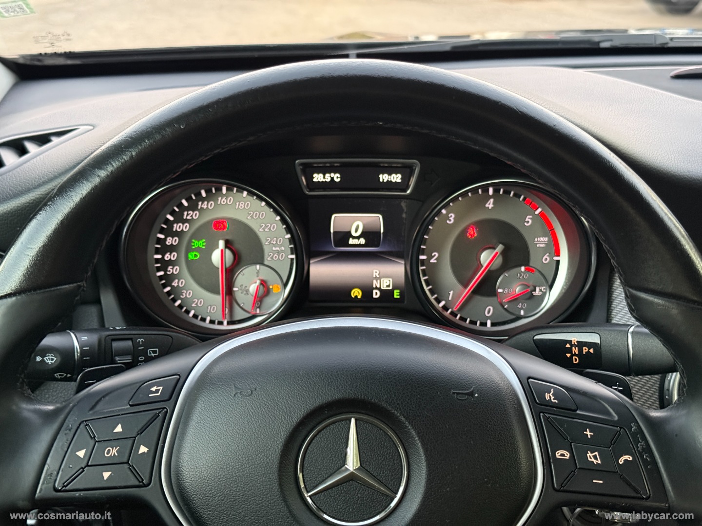 GLA 200 CDI Automatic 4Matic Sport - immagine 20