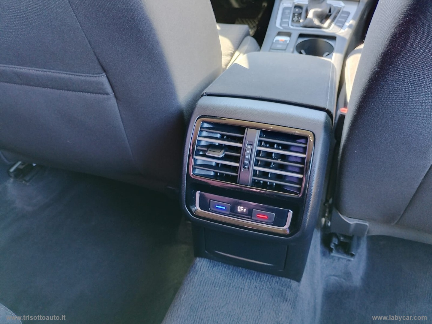 Passat Variant 2.0 TDI DSG Business BMT - immagine 20