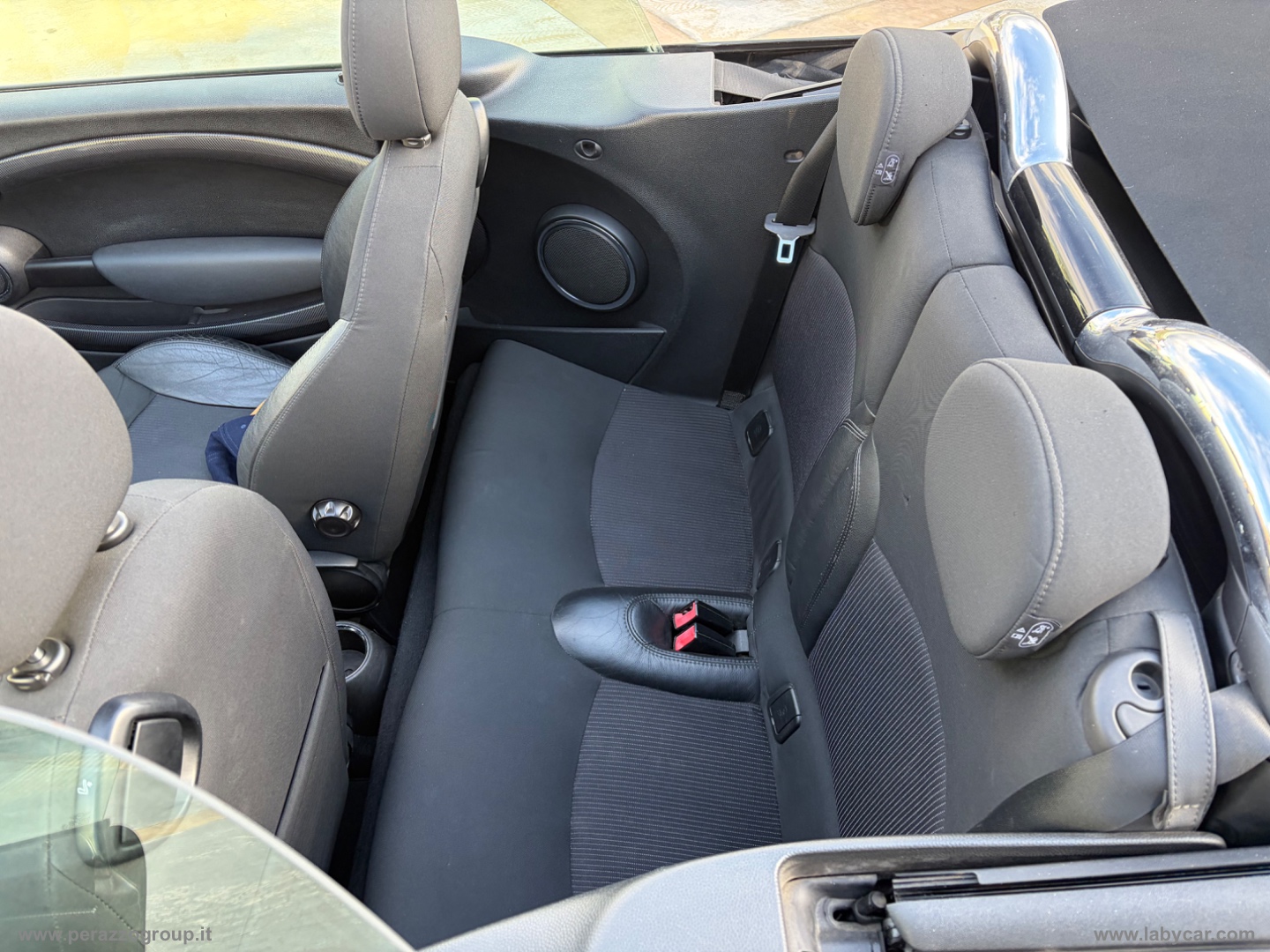 Mini Cooper SD Cabrio - immagine 20