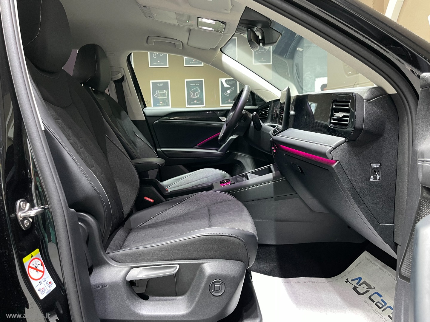 Tiguan 1.5 eTSI 150 CV DSG Life *TELECAMERA 360*PACK LUCI* - immagine 20
