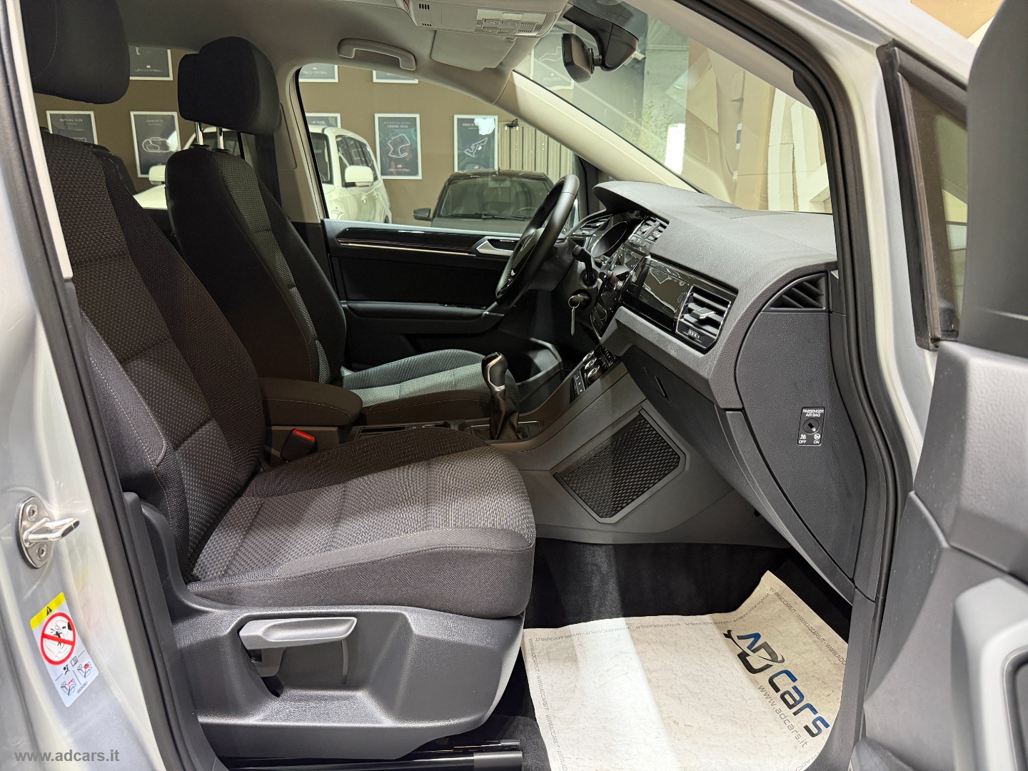 Touran 2.0 TDI 150 CV Business BMT *7 POSTI* - immagine 20