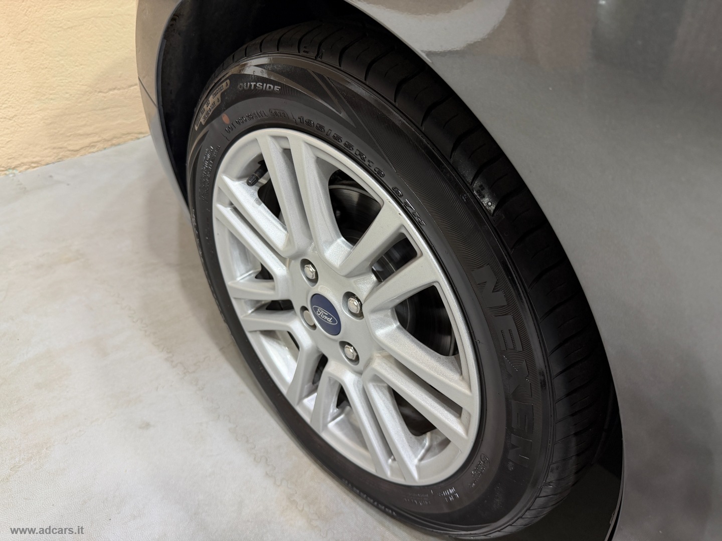 Tourneo Connect 1.0 EcoBoost Plus *5 POSTI*DOPPIA PORTA*VETRI SCURI* - immagine 20
