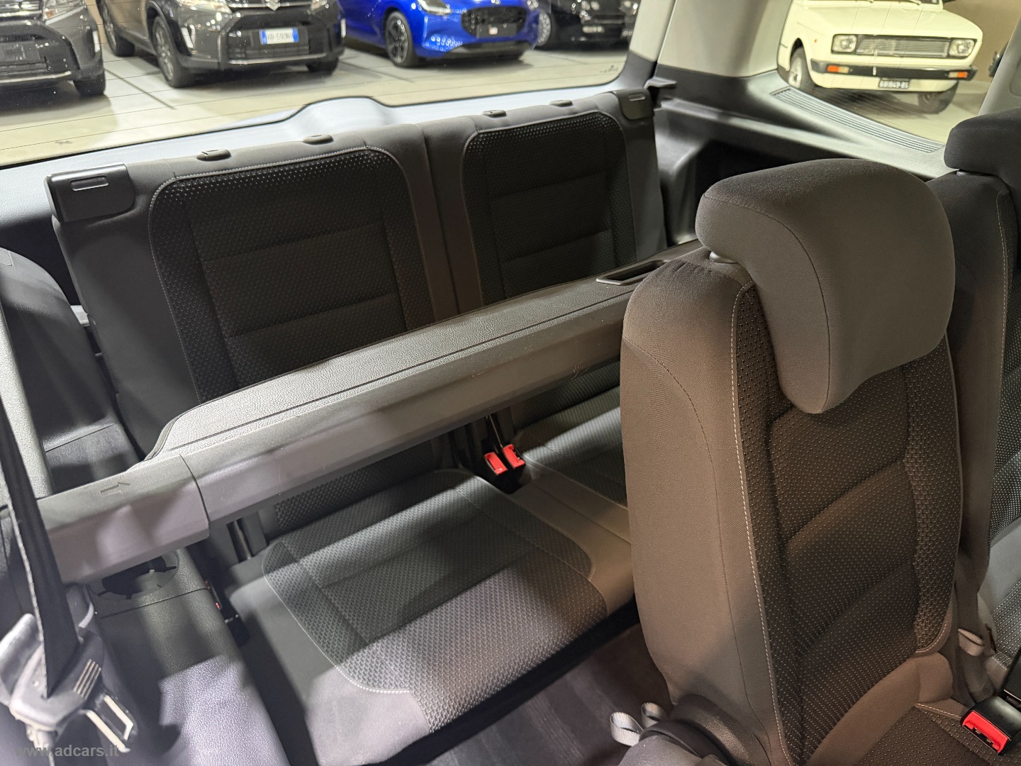 Touran Business 1.6 TDI Comfortline BMT *7 POSTI* - immagine 20