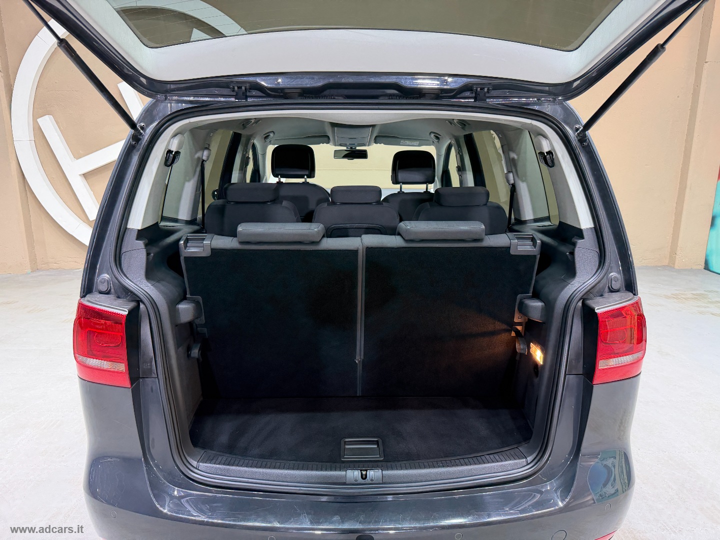 Touran 2.0 TDI 150 CV DSG Business BMT - immagine 20