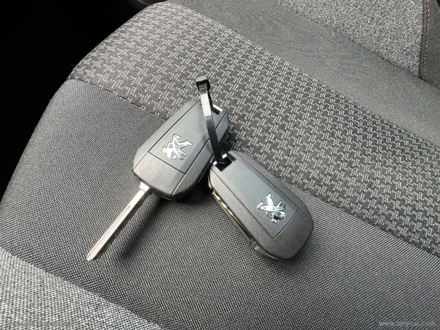 3008 BlueHDi 130 S&S EAT8 Business PREZZO REALE - WWW.AUTONOVEMILANO.IT - immagine 20