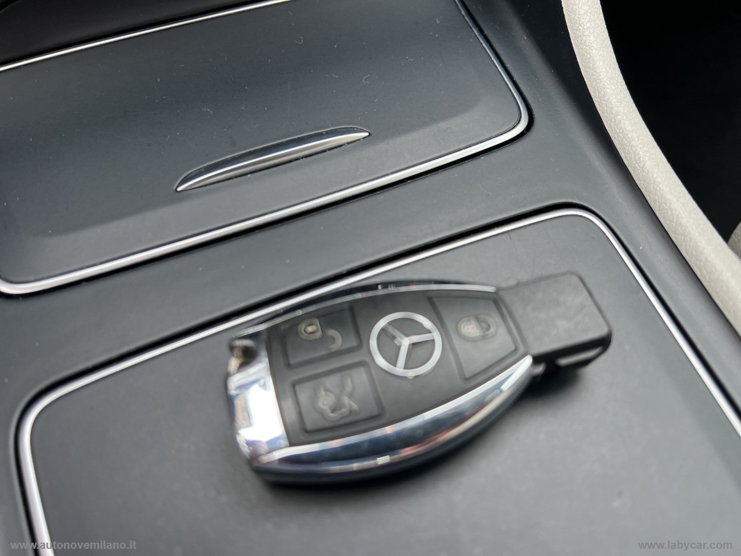 GLA 200 d Automatic Premium PREZZO NON VINCOLATO AL FINANZIAMENTO - immagine 20