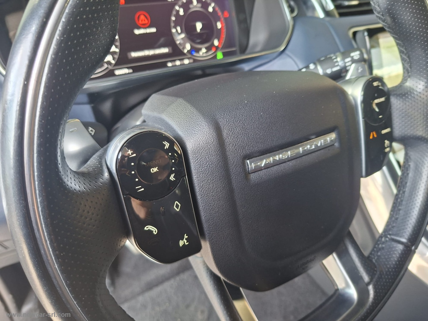 Range Rover Sport 3.0D l6 249CV HSE - immagine 20
