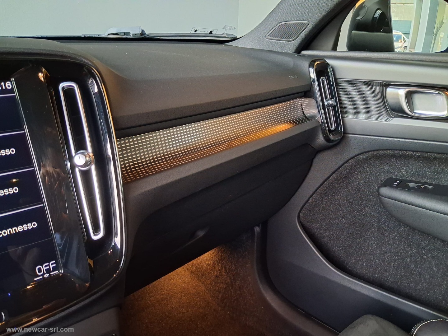 XC40 D3 Geartronic R-design - immagine 20