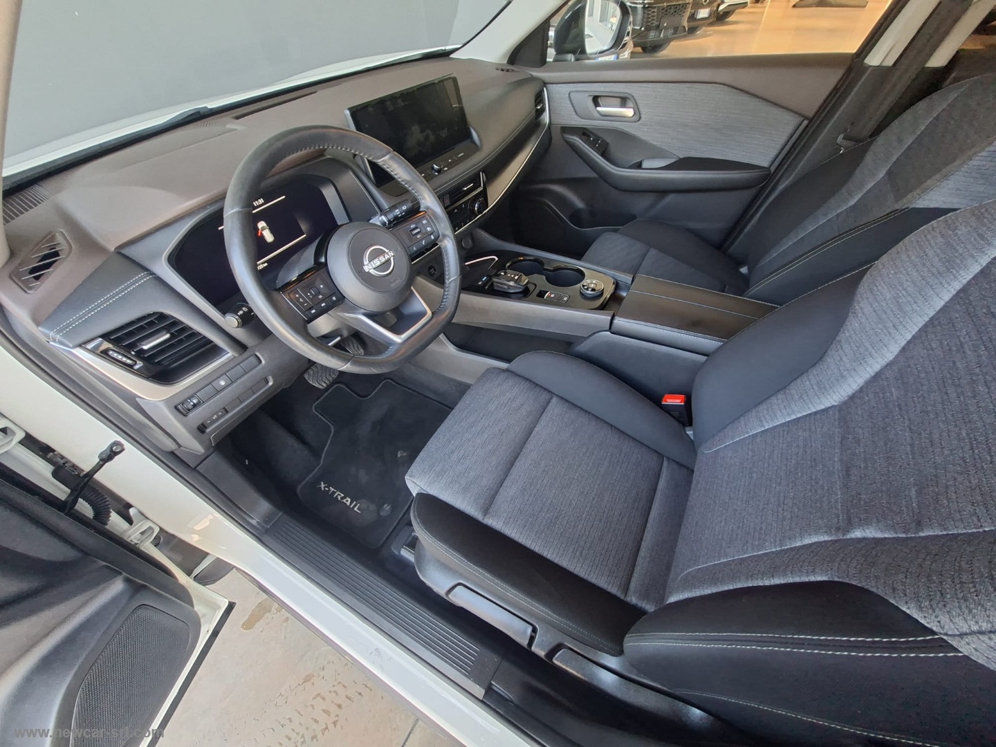 X-Trail e-Power e-4orce 4WD 7p.ti Tekna - immagine 20