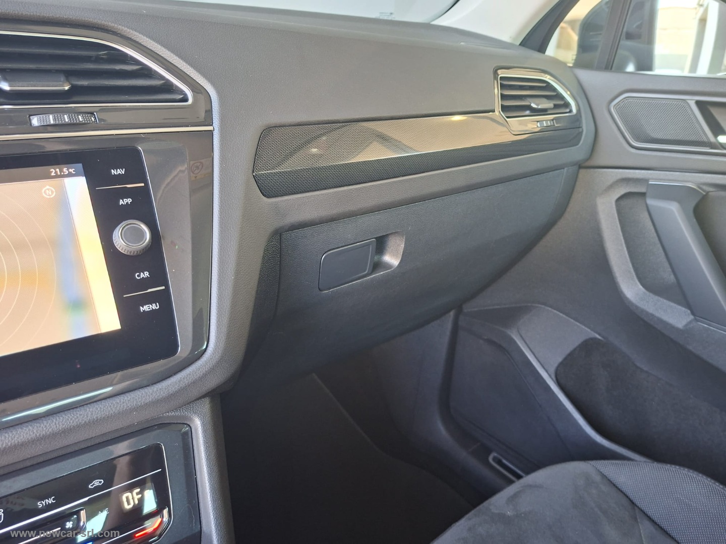 Tiguan 2.0 TDI 150CV SCR DSG 4MOT. Eleg. - immagine 20