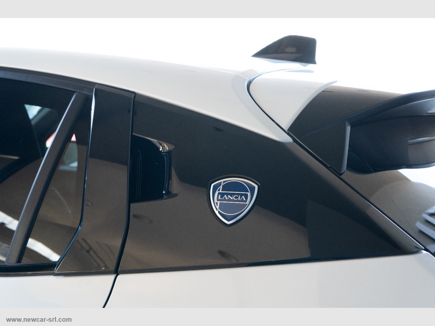 Ypsilon Hybrid e-DCT - immagine 20